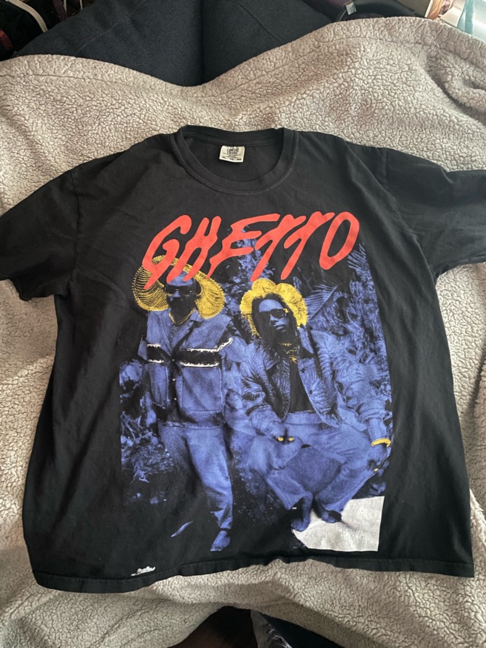Comfort Colors Earthgang Ghetto GODS Short-Sleeve Graphic Tee with Red Script